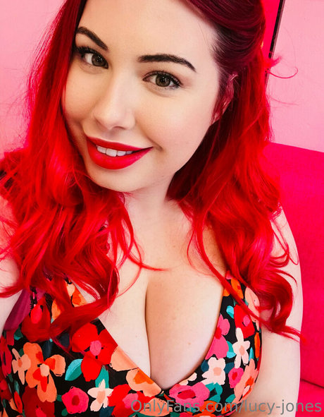 Lucy Jones pornostar exklusive foto