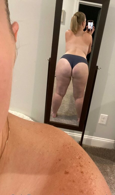 Mrs Curvy Cake nackt hübsche fotos