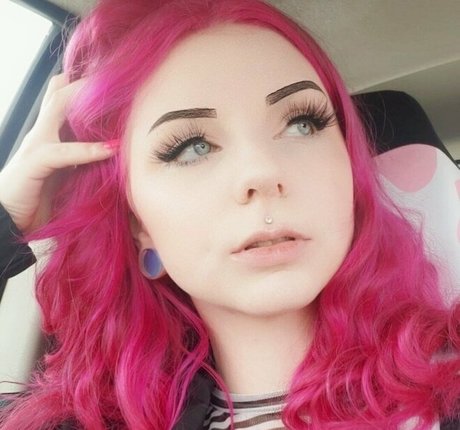 Ghoulishgal69 model nackten foto