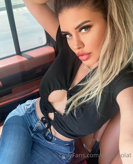 Ebru Polat exklusive nackte fotos