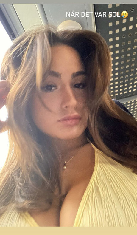 Sara B erwachsene pornografische foto