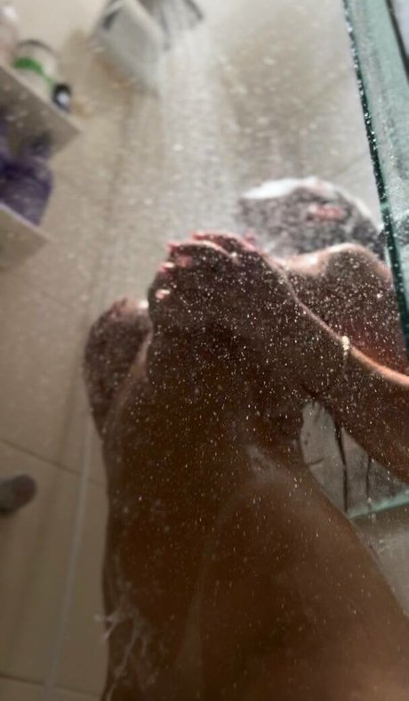 Dieossani porno nackten fotos