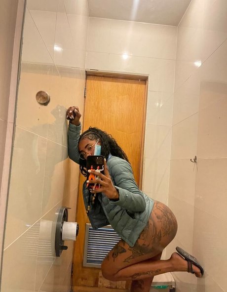 leonorbr29 model sexy bild