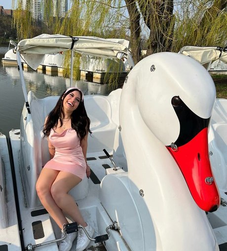 Larissa Cambusano hd pornostar fotos