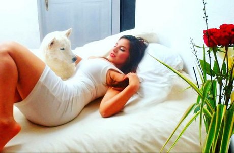 Herlinda Angel nackt erotische foto