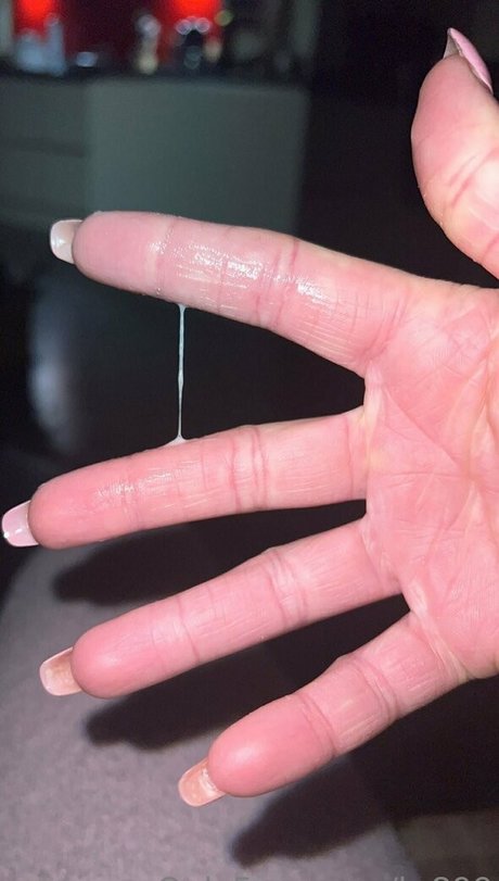 Katy Robertson exklusive pornographische bilder