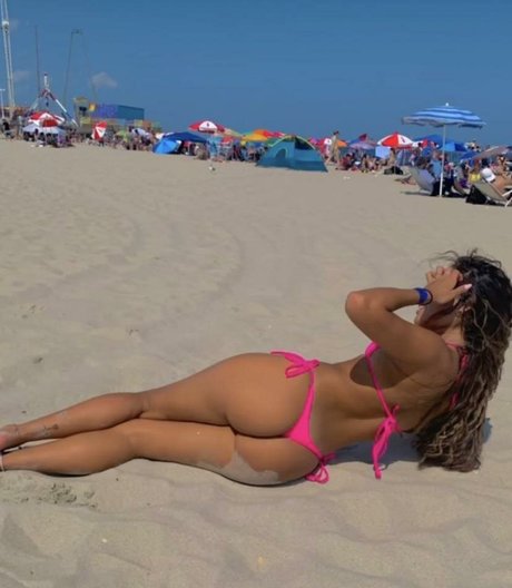 Ximena Saenz erotische kostenlose foto