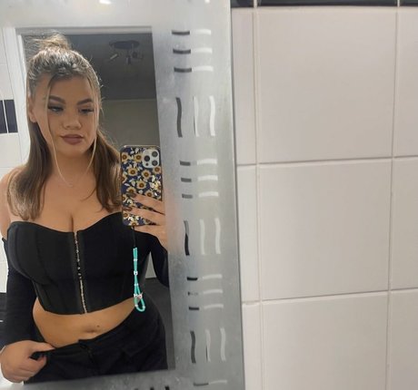 vollbusige rothaarige onlyfans exklusive sex fotos