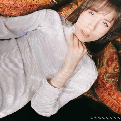 freemoralia model schöne galerie