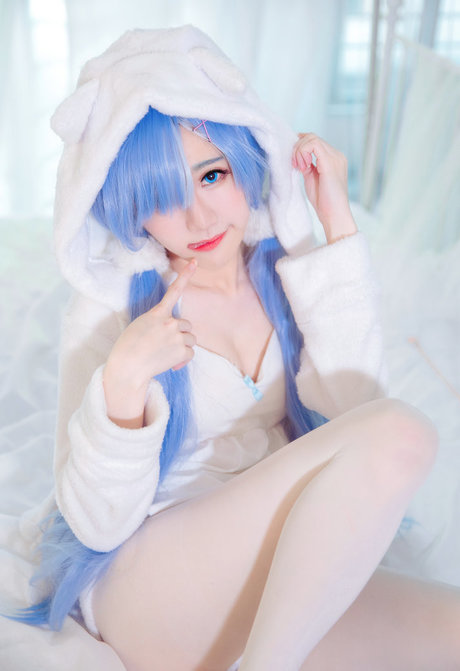 Iamdorasnow schauspielerin sexy fotos