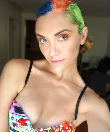 Alyson Stoner schöne heiße fotos