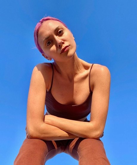 Alyson Stoner pornostar nacktheit galerie