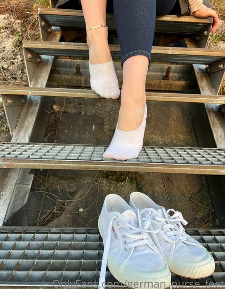 german nurse feet model exklusive foto