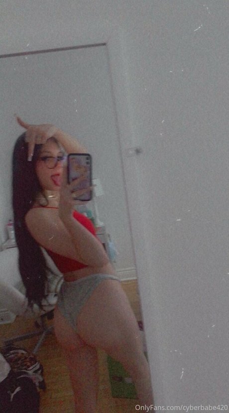 cyberbabe420 heiße hübsche archiv