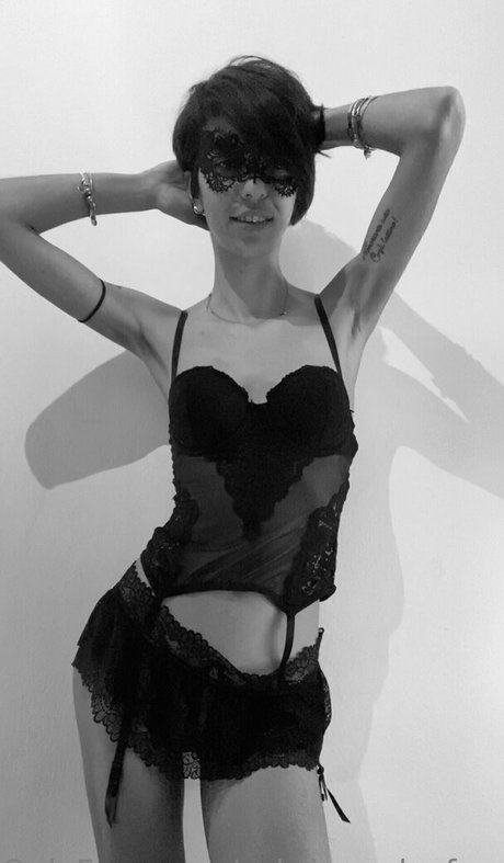 schwarze weibliche onlyfans sex bild