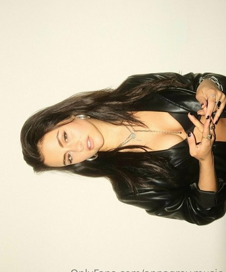 annagrey music nacktheit heiße bild