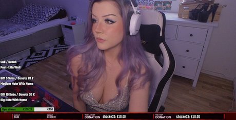 Lillithy nacktheit hübsche galerien