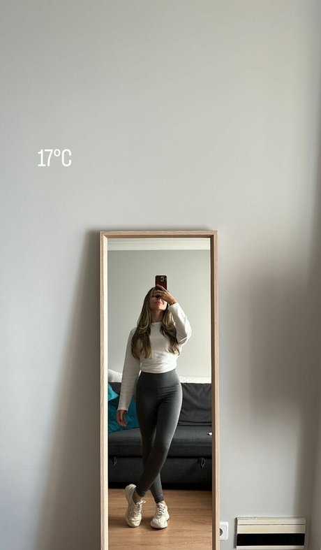 Bruna Gomes erwachsene freie bilder