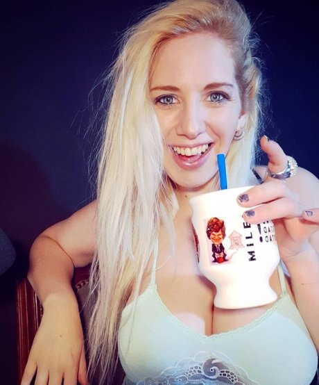 große titten brünette nur fans kostenlose pornographische galerie