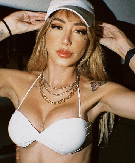 Nicole Louise xxx pornographische galerie