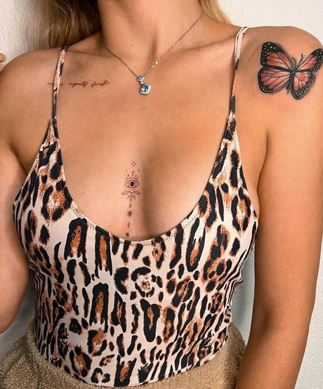 Nicole Louise heiße pornografische galerien