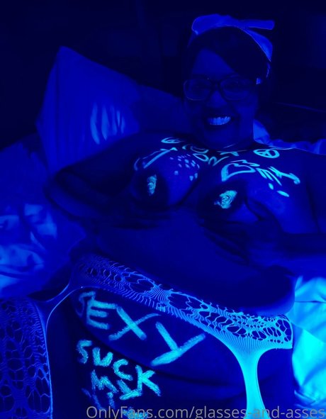 glasses and asses erwachsene pornostar archiv