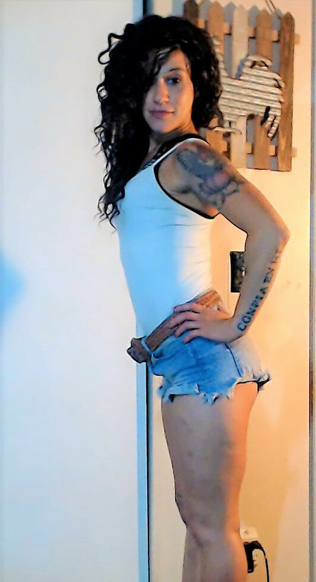 TiaMorLuv hübsche erotische bilder