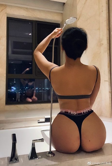 luankehui erotische erwachsene fotos