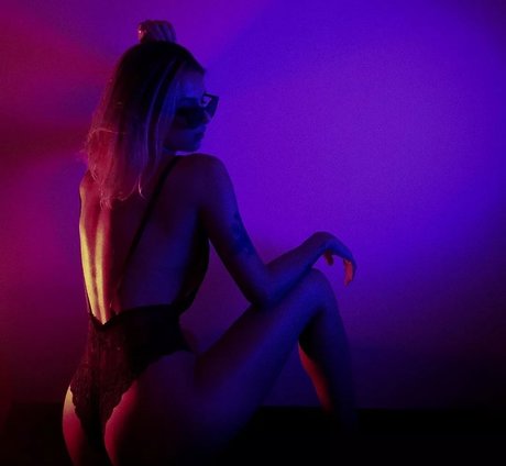 Munique Brum xxx heiße bild