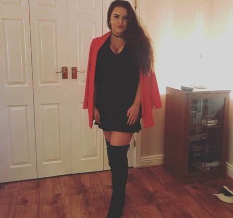 gothic pawg onlyfans perfekte nette archiv