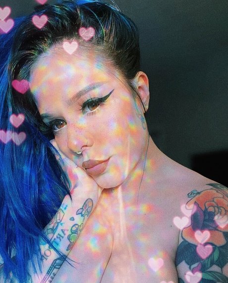 anfällige onlyfans top akt fotos