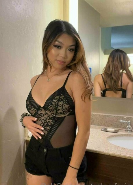 valeryfoxie schauspielerin schöne galerie