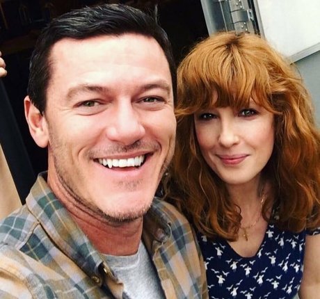 Kelly Reilly perfekte erwachsene bild