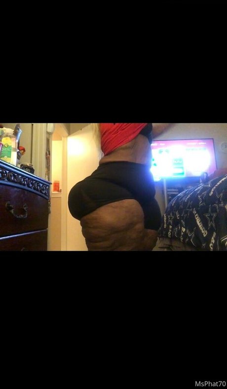 msphat70 xxx sexy foto