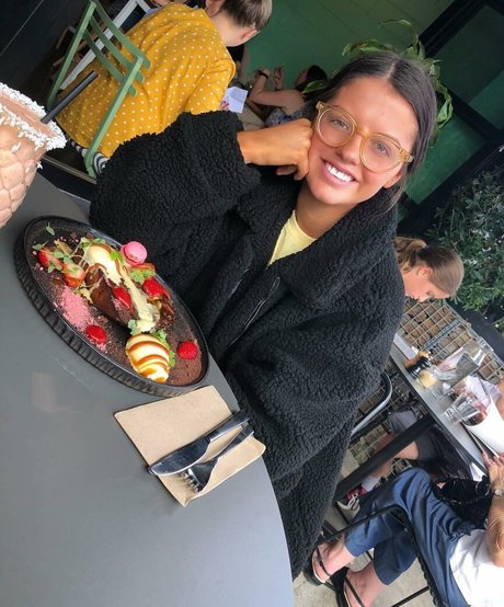 sportliche blonde onlyfans sexy porno fotos