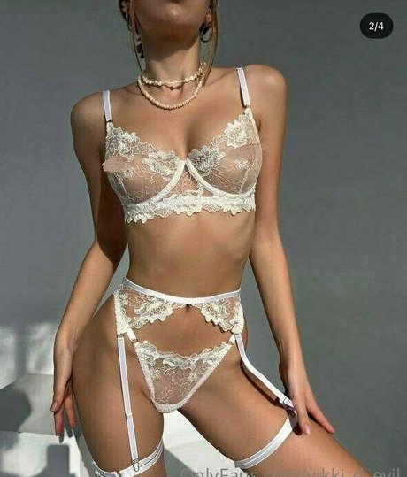 vikki angel erotische exklusive fotos