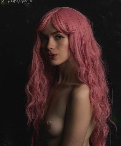 MoonLadyTay xxx pornostar archiv