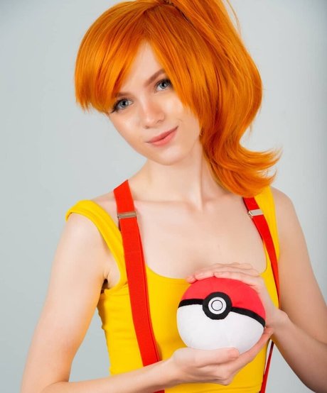 MoonLadyTay schauspielerin nackt fotos