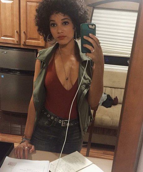 Alisha Wainwright pornostar exklusive foto