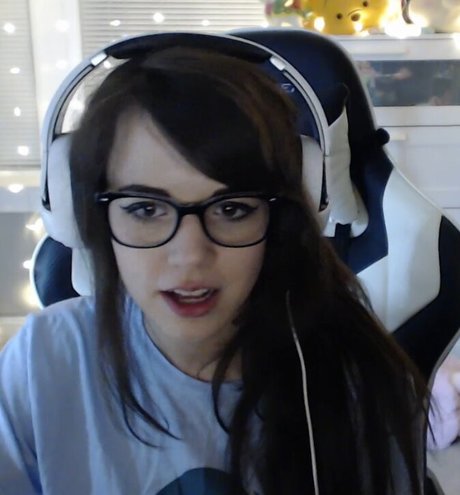 Deernadia porno nette bild