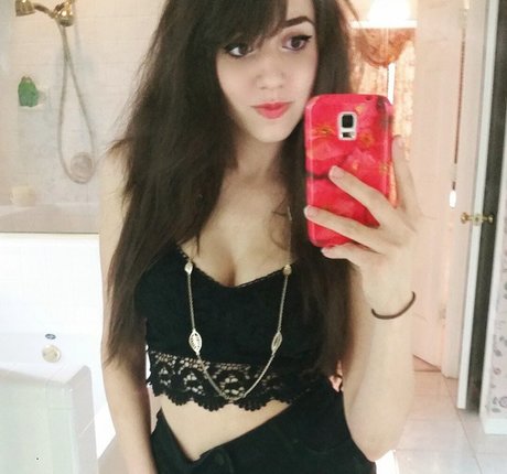 Deernadia exklusive pornografische fotos