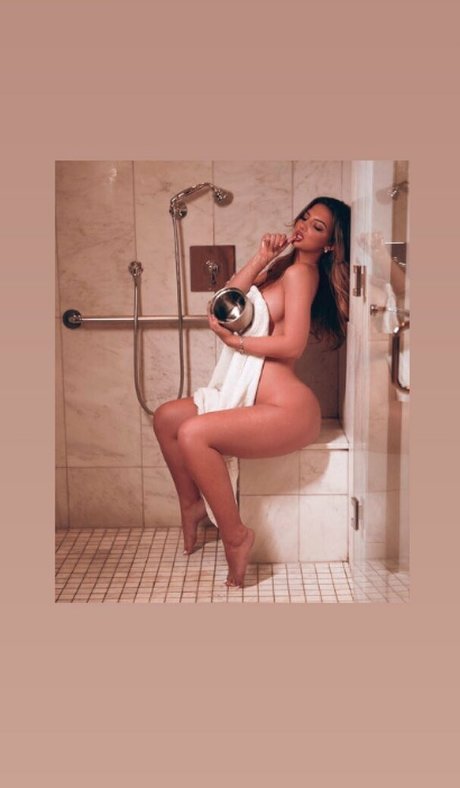 großer schwanz nur fans erwachsene exklusive bild