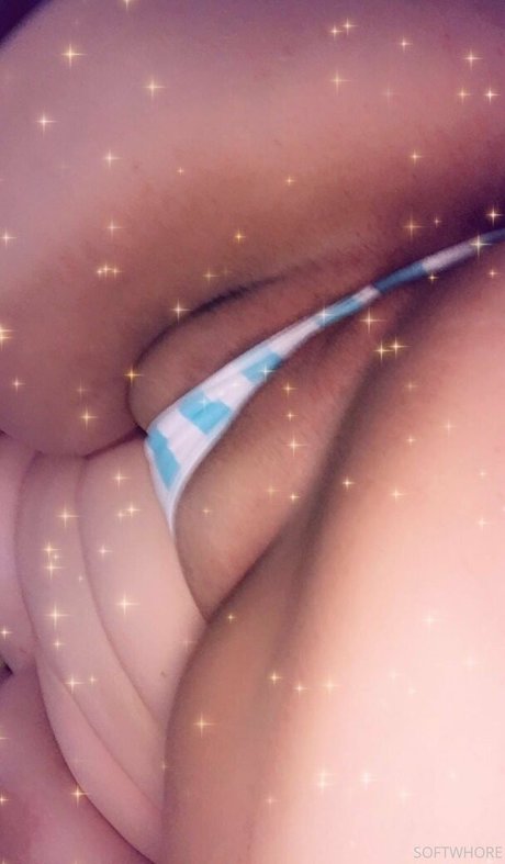 softwhore hübsche xxx foto