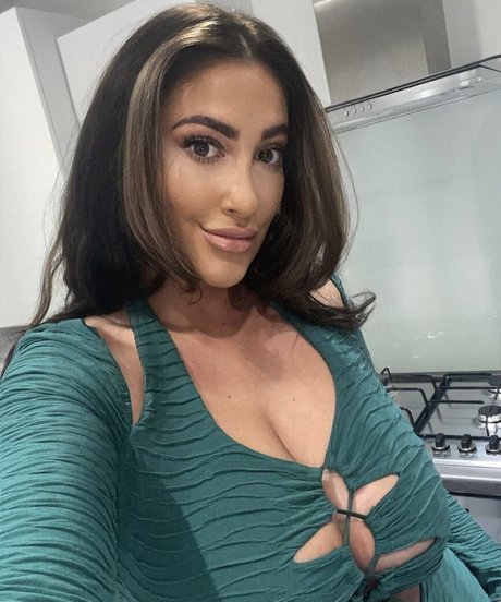 Kirstie V model galerien