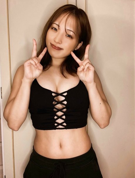 Azusa Igarashi Bilder