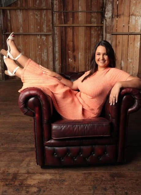 Rae Johnston top nette galerie