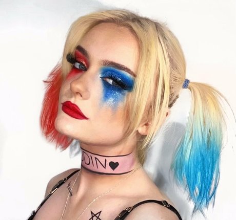 muskel-trans-onlyfans exklusive erotische archiv