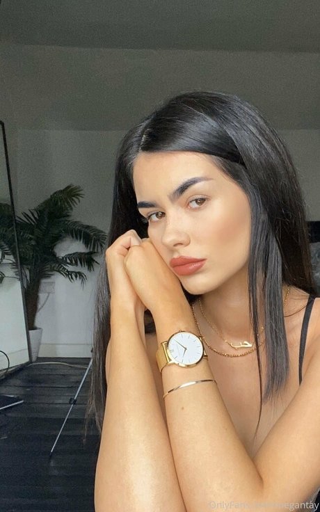 Megtayo hübsche kunst fotos