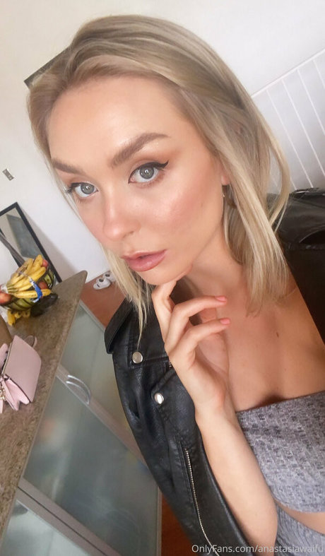 asiatischer dreier onlyfans xxx sexy foto