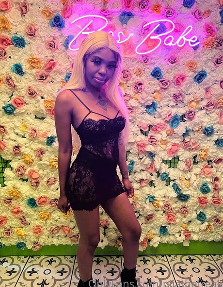 niiathefreak pornografische galerien